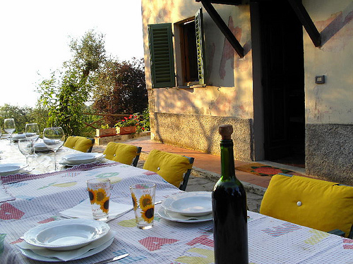 Tuscany dining al fresco